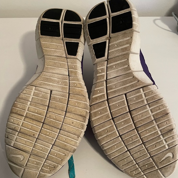 Nike Flyknit Chukka - Picture 2 of 7